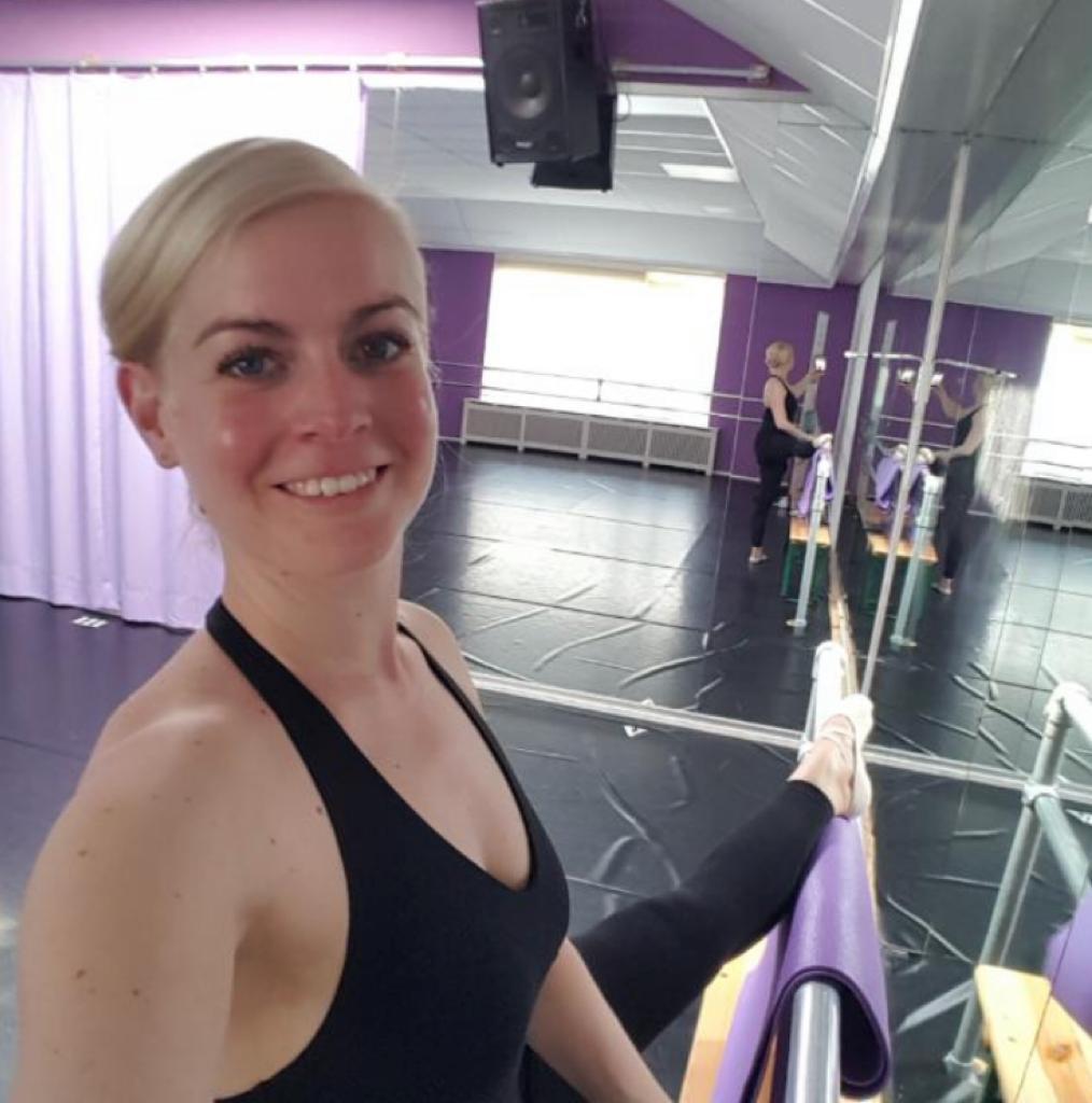 ...maak kennis met... Lisanne...onze dansdocente... 