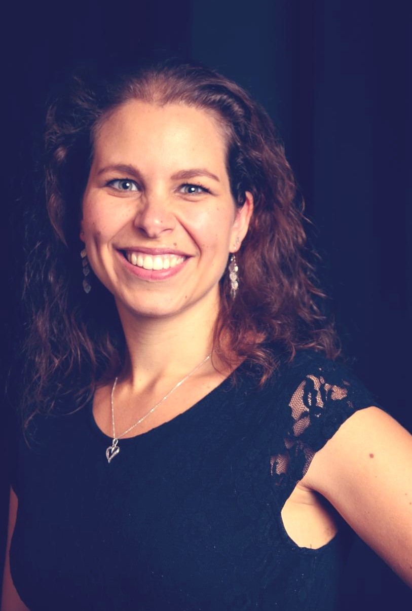 ... maak kennis met Tessa...onze secretaris...