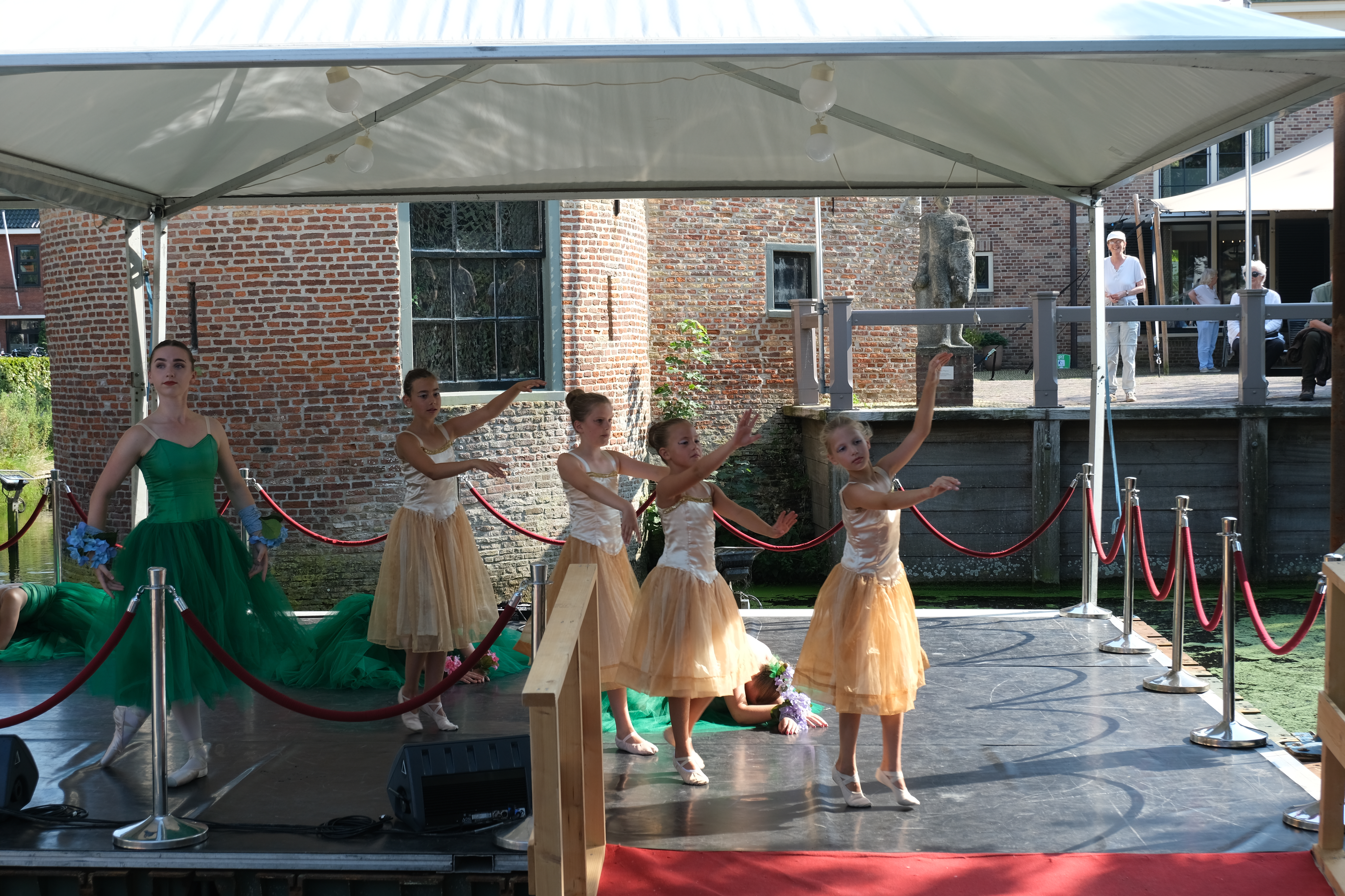 Grote Club actie voor onze balletschool...